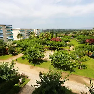 https://los-juncos-de-pineda-park.top-hotels-tarragona.com